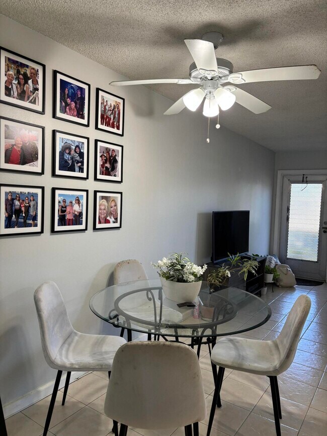 Foto del edificio - 243 Northampton M