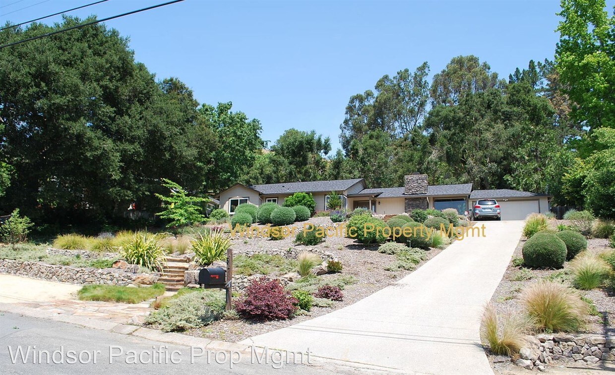 Foto principal - 3 br, 2 bath House - 51 Van Ripper Lane