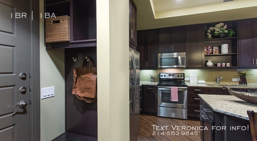 Primary Photo - Domain Apartments