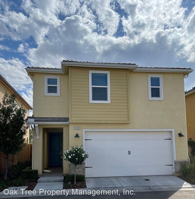 Primary Photo - 3 br, 2.5 bath House - 1333 Joy Drive