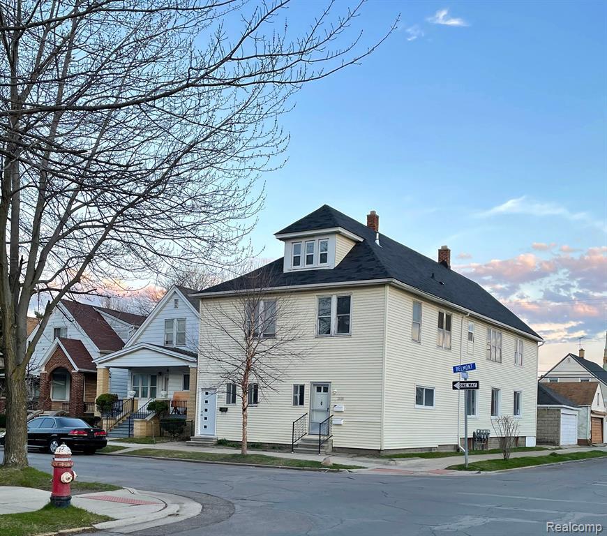 Primary Photo - 2600 Belmont St