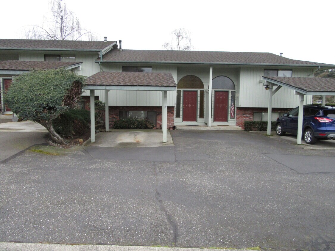 5855 Sands Way Unit C, Anacortes, WA 98221 Apartments in Anacortes