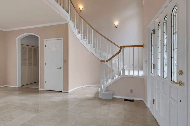 Building Photo - Extravagant Custom Home in Olympia