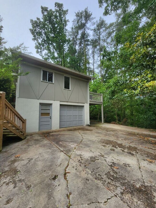 Foto del edificio - North Asheville Rental!
