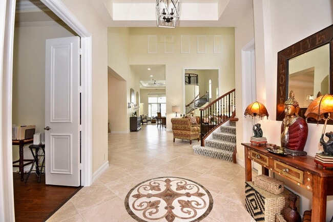 Building Photo - 17963 Lake Azure Way