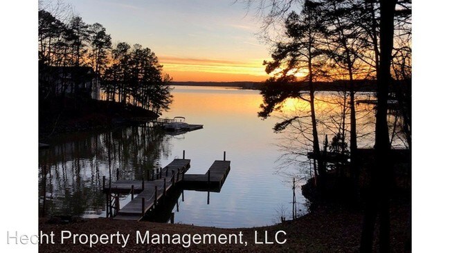 Foto del edificio - 3 br, 1 bath House - 111 Milledge Drive