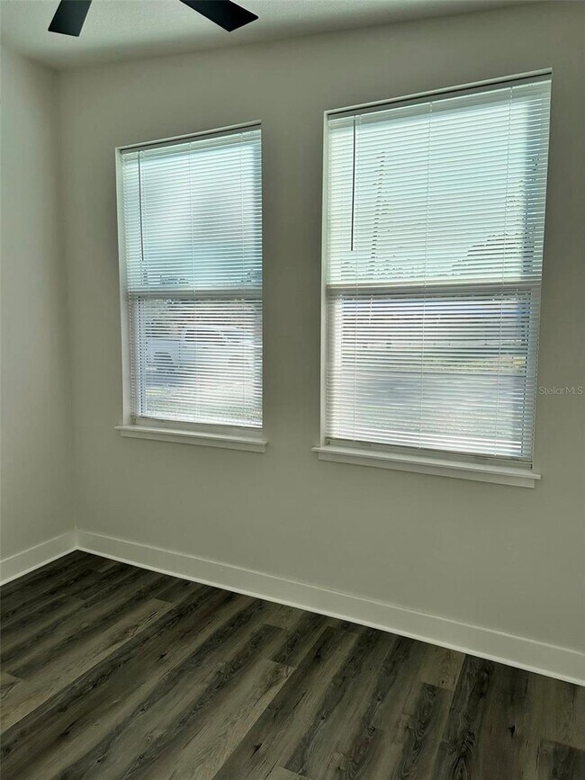 Foto del edificio - 2352 Old Dixie Hwy