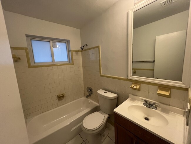 Building Photo - 6120 SW 22nd Ct