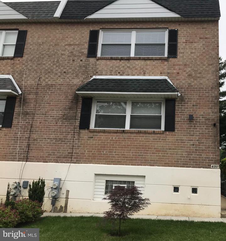 Foto principal - 650 Parlin St