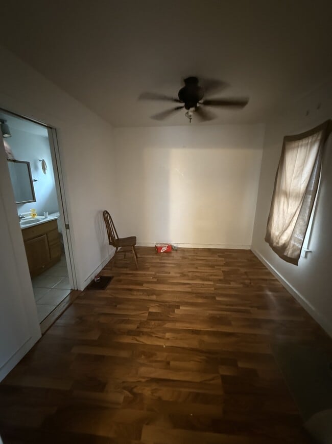 Building Photo - 1536 E Decatur St