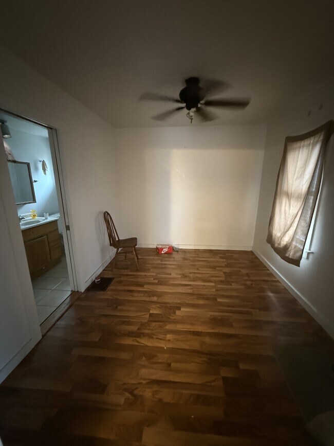 Foto del edificio - 1536 E Decatur St