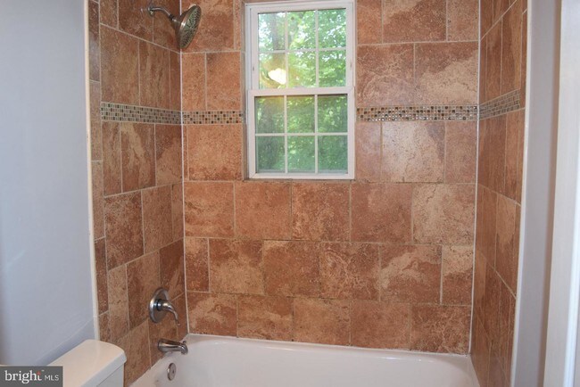 Foto del edificio - 802 Modoc Ln