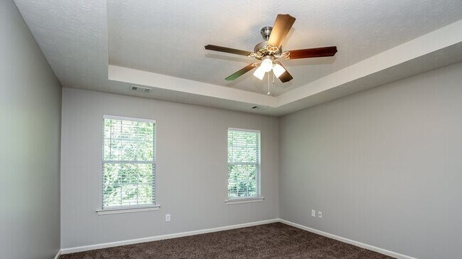 Foto del edificio - 1800 Courtyard Ln