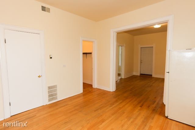 Foto del edificio - 1049 N Wolcott Ave