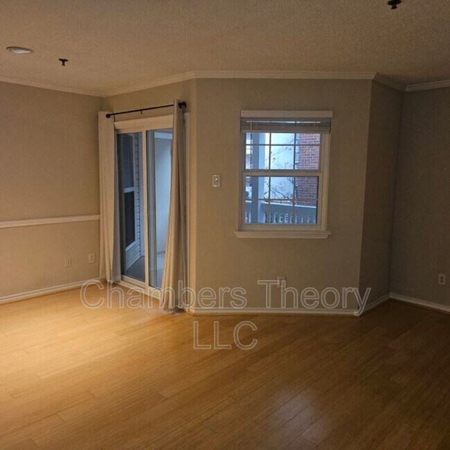 Foto del edificio - 1504 Lincoln Way