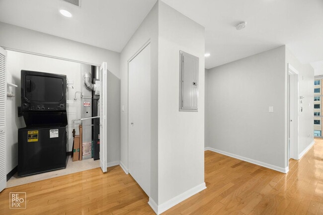 Foto del edificio - 225 S Sangamon St