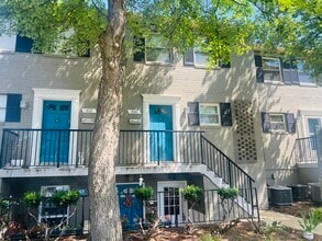 Building Photo - 404 N Armistead St