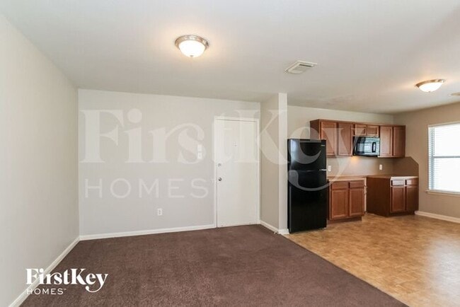 Building Photo - 21610 Dawn Timbers Ct