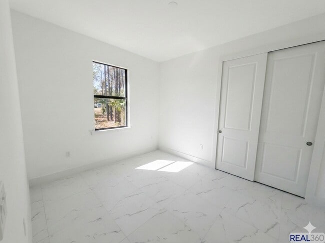 Building Photo - 936/938 HOMESTEAD RD S