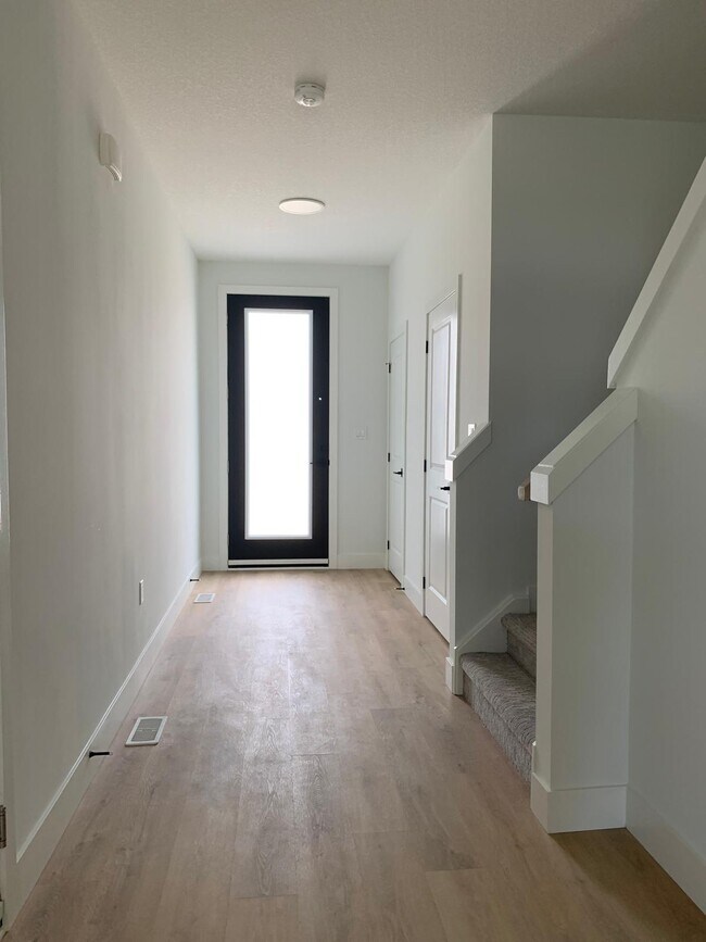 Building Photo - Fox Hollow Townhome!  3 Bdrm * 3 Bath * AVAIL Feb 15 * VIEW TODAY!