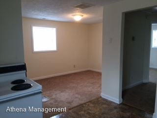 Building Photo - 2 br, 1 bath House - 162 Tibbetts St.