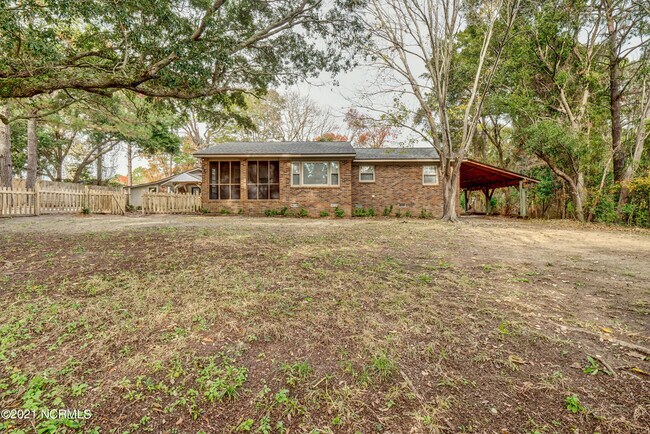 Building Photo - 221 Heathcliff Rd