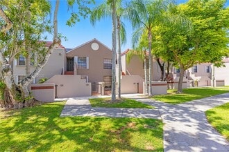 Building Photo - 12990 SW 88th Ln