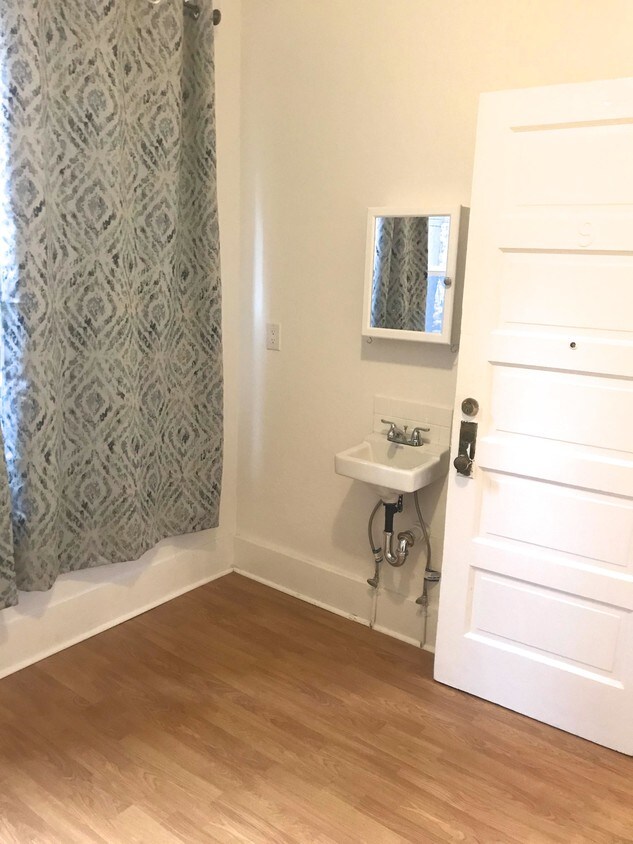 Foto principal - 629 Jackson St