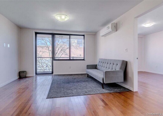 Foto del edificio - 136-46 41st Ave