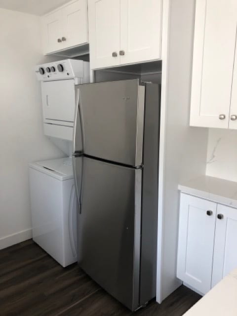 Washer/Dryer & Refrigerator - 3008 Exposition Blvd
