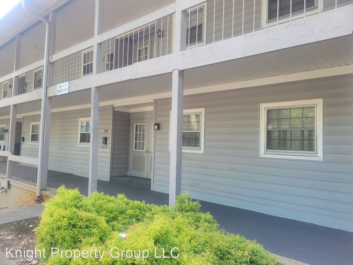 2 br, 1.5 bath House 2946 Ramsgate Ct House Rental in WinstonSalem