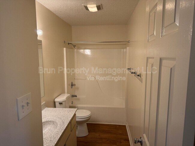 Foto del edificio - 1105 W Parkway Ave