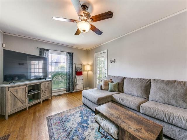 Foto del edificio - 5834 Goodwin Ave