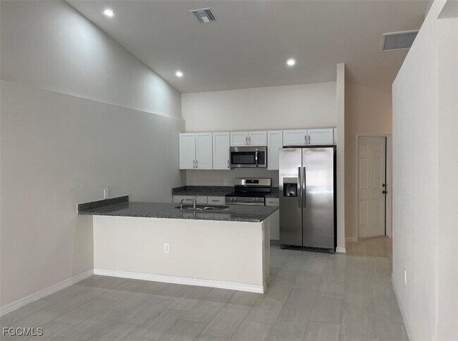 Foto del edificio - 4414 SW 8th Ct