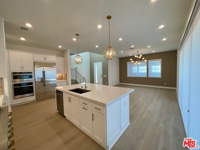 Building Photo - 26666 Beartown Ln