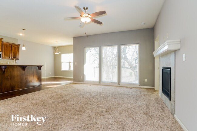 Building Photo - 11113 Highview Ct
