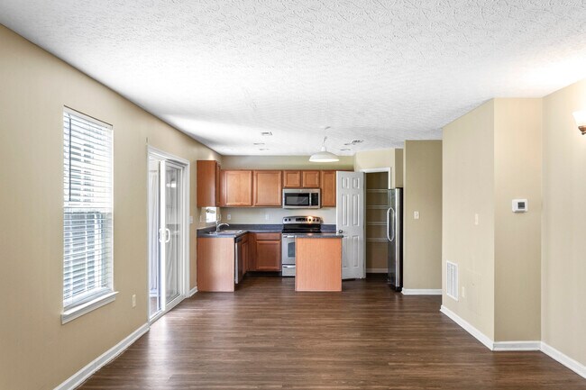 Foto del edificio - 246 Parrott Ct