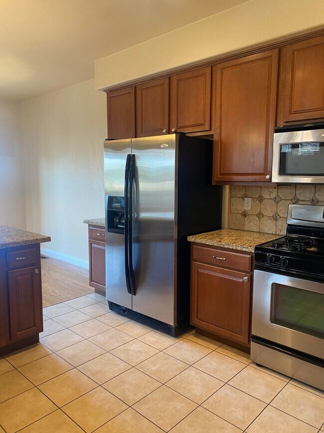 Foto del edificio - Reno Townhome with City Views!