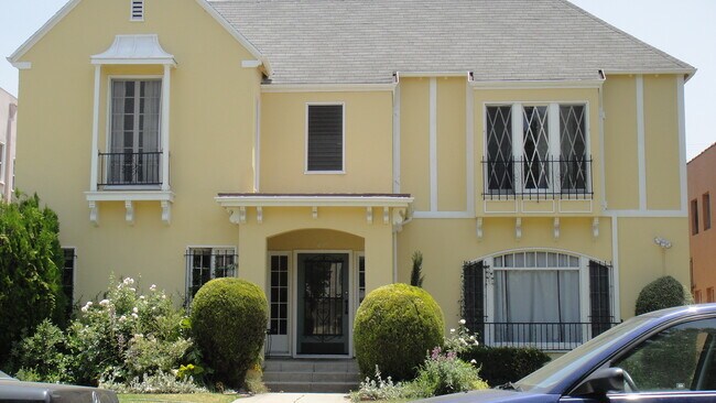 Building Photo - 850 S Mansfield Ave