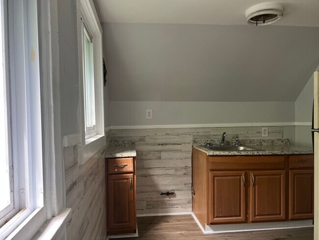 Foto del edificio - 175 Avenue E