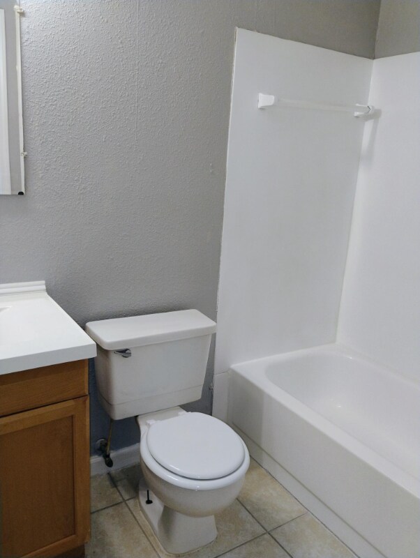 Building Photo - 5245 Kimberlin Dr