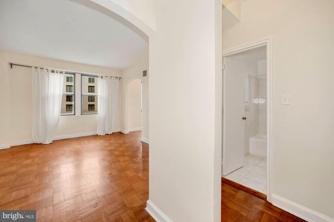 Building Photo - 2515 K St NW