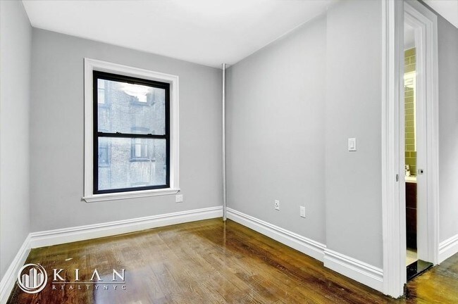 Building Photo - 291 Edgecombe Ave
