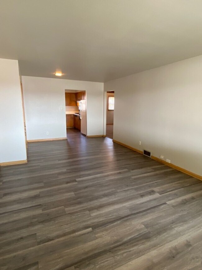 Building Photo - 4043 N 60th St