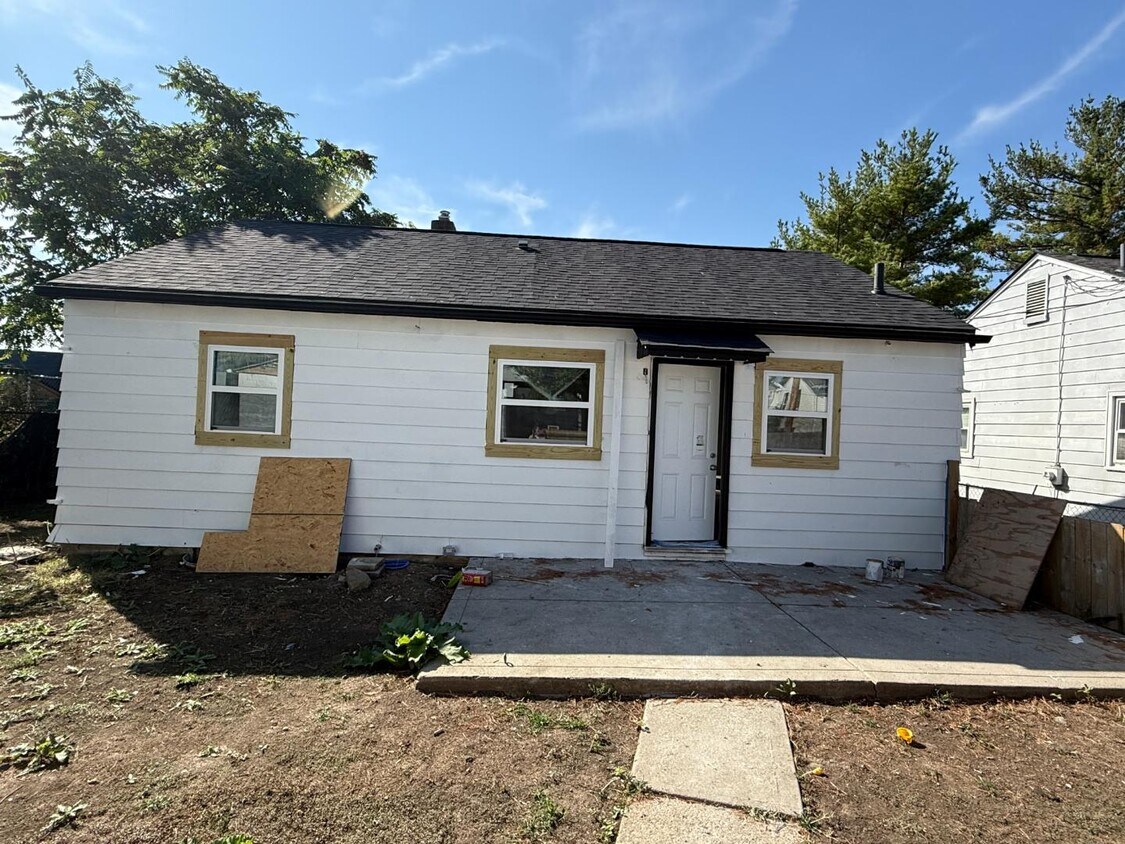 Building Photo - 726 E Moler St