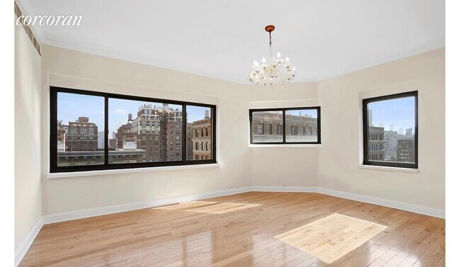 Foto del edificio - 25 E 83rd St