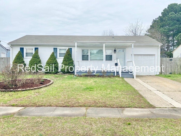 Primary Photo - Sherwood Heights Home!!