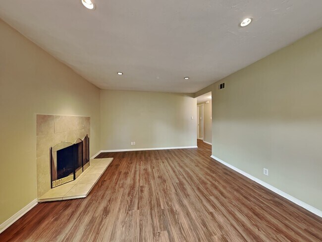 Foto del edificio - 10757 Valley View Ave