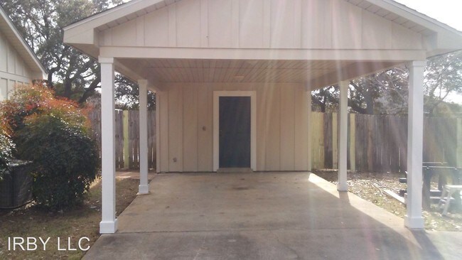 Building Photo - 8382 Rockwell Ln