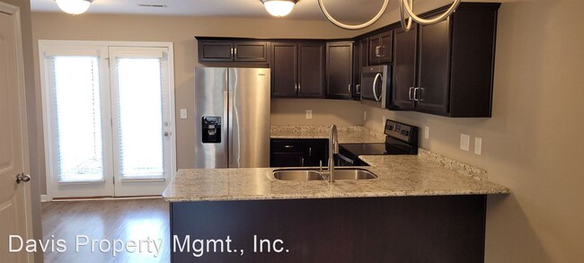 Foto del edificio - 2 br, 2.5 bath House - 244 Alexander Blvd